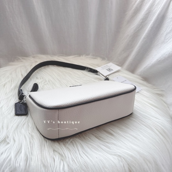 NWT Coach Nolita 19 Pebble Leather Large Wristlet Pochette Bag Chalk Black CP490 - Picture 3 of 9